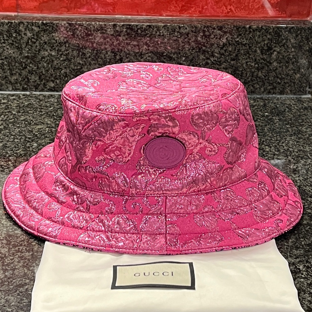 Gucci GG lamé jacquard reversible
bucket hat - Picture 6 of 8
